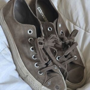 Converse Low Top Sneakers in Brown